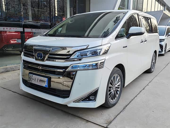 Фото 1 - Toyota Vellfire