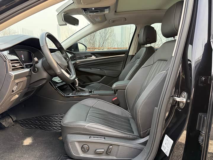 Фото 4 - Volkswagen Passat