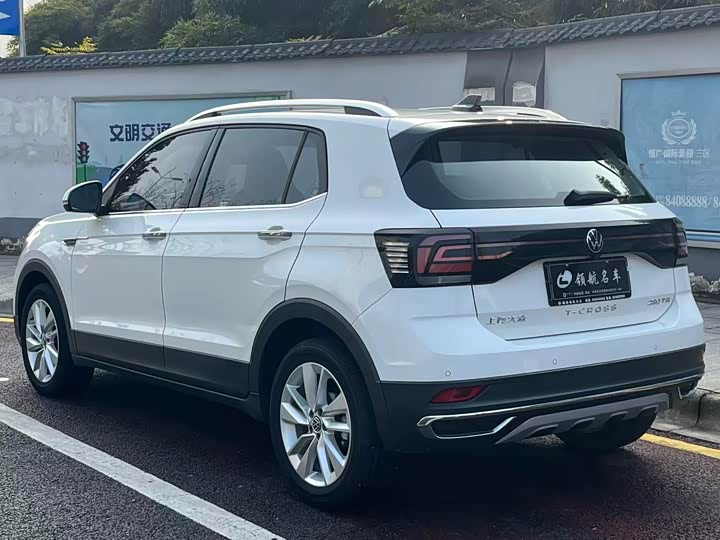 Фото 7 - Volkswagen T-Cross