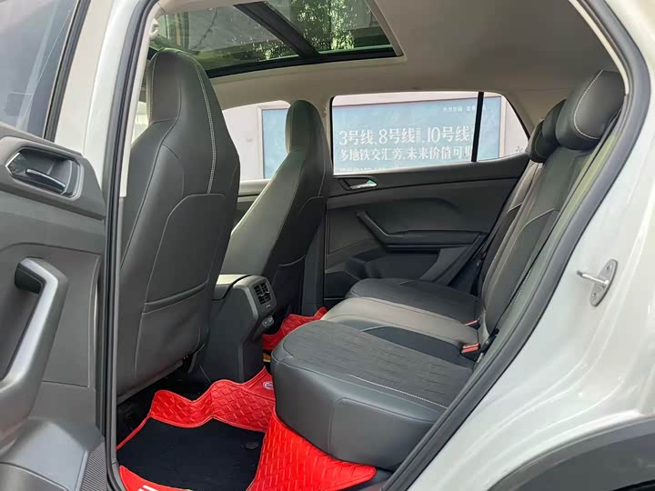 Фото 9 - Volkswagen T-Cross