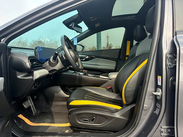 Фото 9 - GAC Trumpchi Empow R