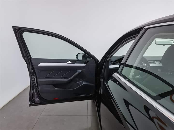 Фото 8 - Volkswagen Magotan