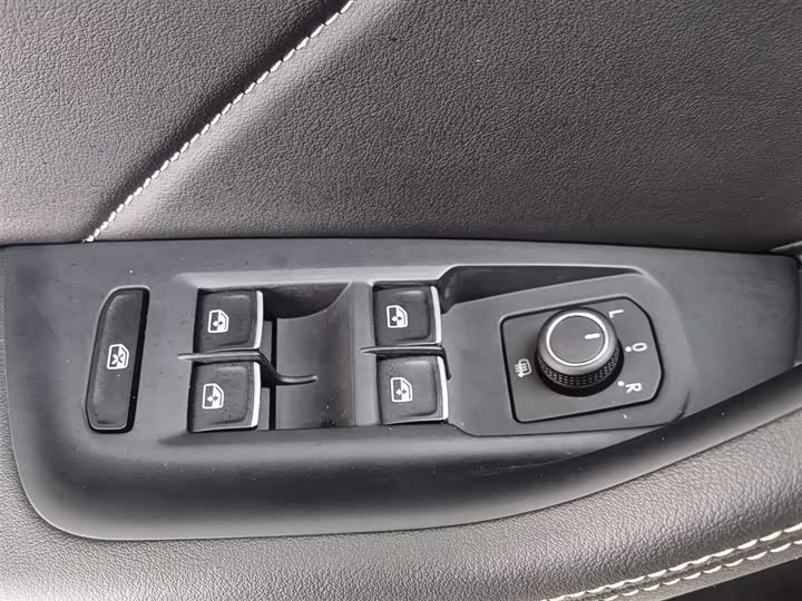 Фото 9 - Volkswagen Magotan