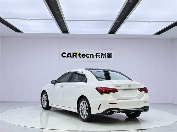 Фото 3 - Mercedes-Benz A-Class