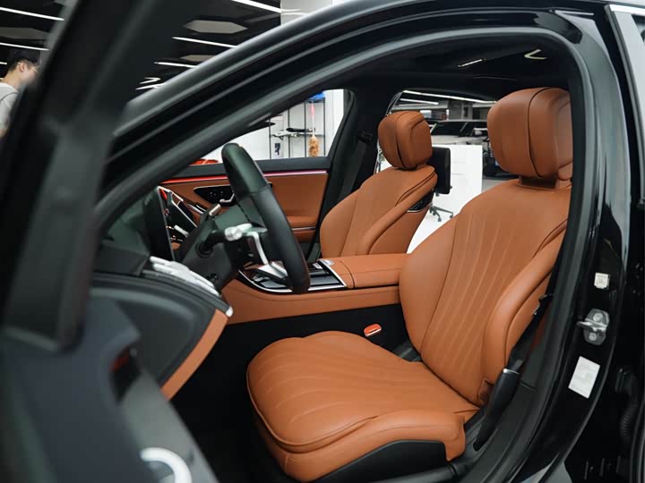 Фото 6 - Mercedes-Benz S-Class