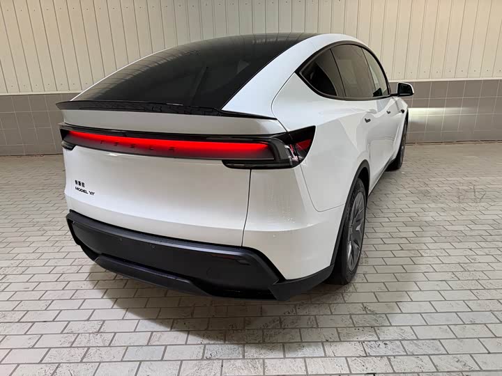 Фото 5 - Tesla Model Y