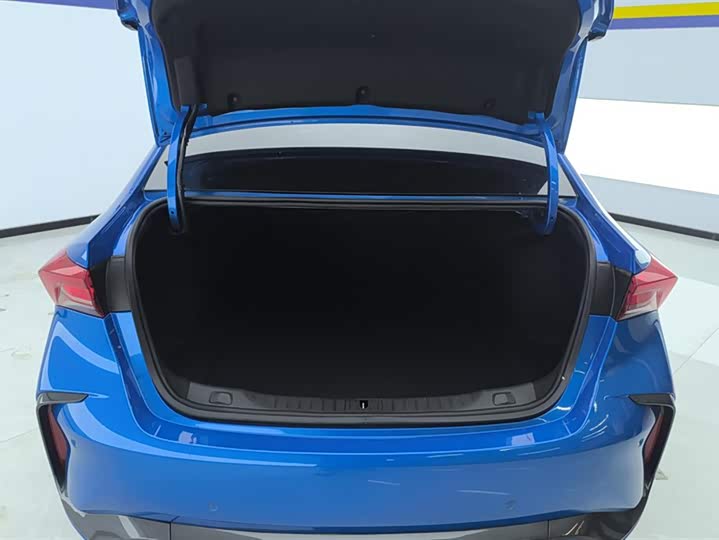 Фото 4 - Buick Verano