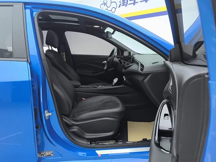 Фото 8 - Buick Verano