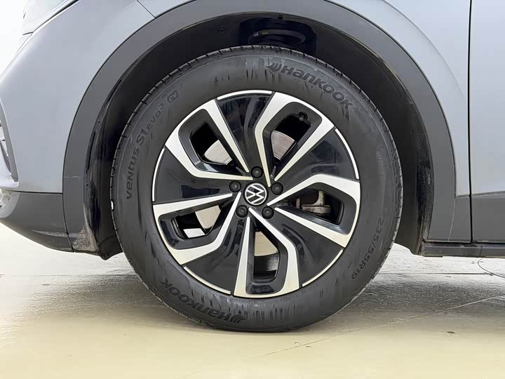 Фото 8 - Volkswagen ID.4 X