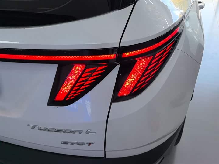 Фото 8 - Hyundai Tucson L