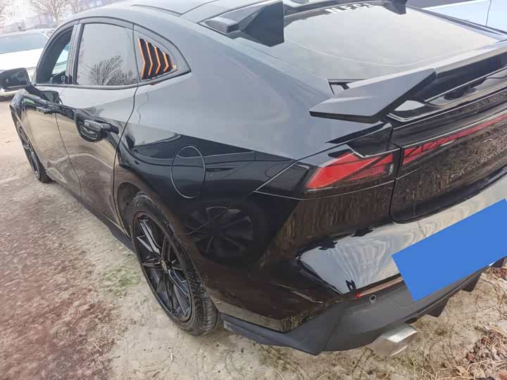 Фото 7 - Changan UNI-V