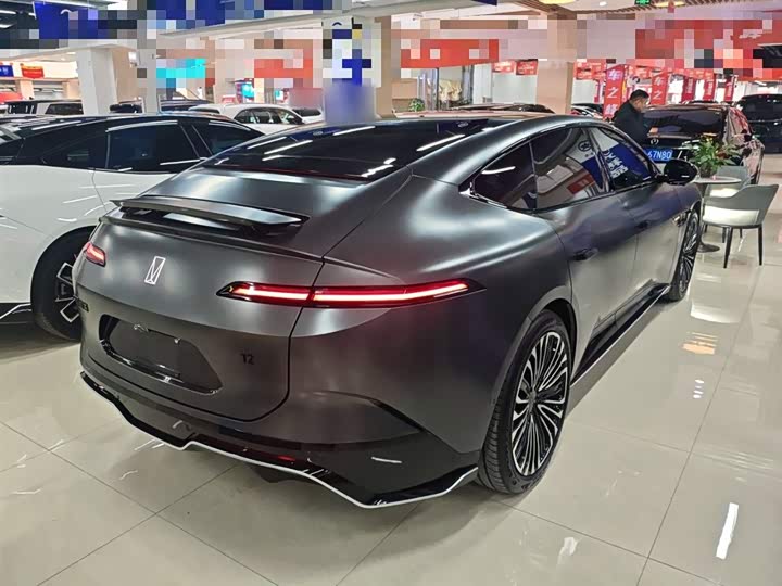 Фото 7 - Avatr 12