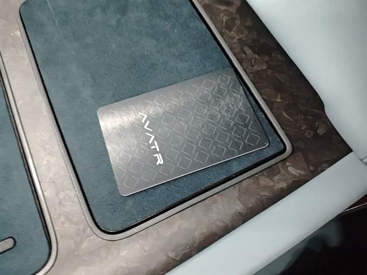 Фото 9 - Avatr 12