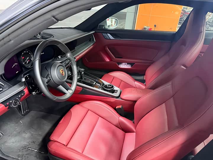 Фото 4 - Porsche 911