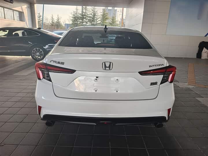 Фото 6 - Honda Integra