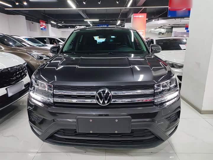 Фото 3 - Volkswagen Tharu