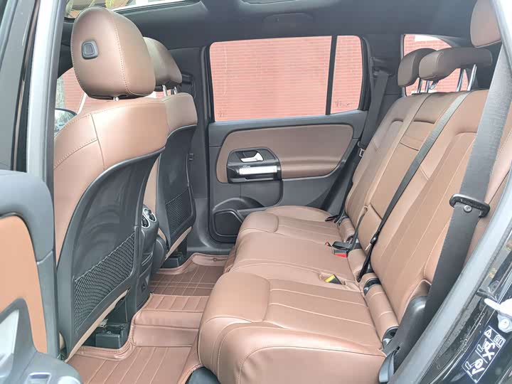 Фото 6 - Mercedes-Benz GLB-Class