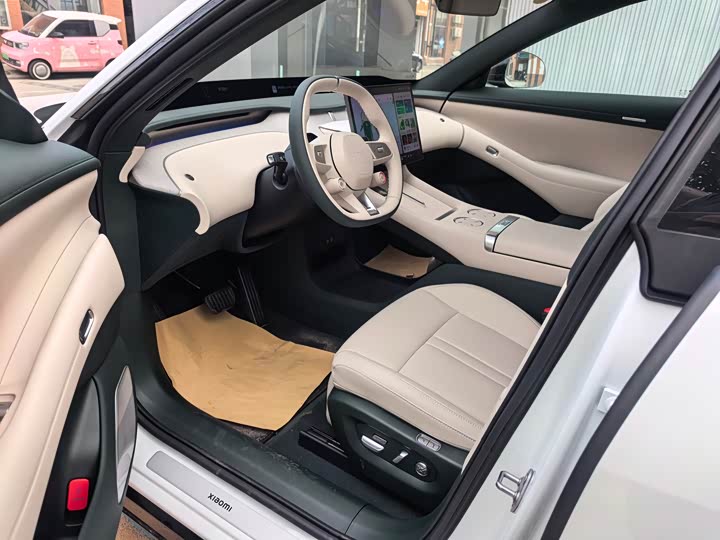 Фото 4 - Xiaomi YU7