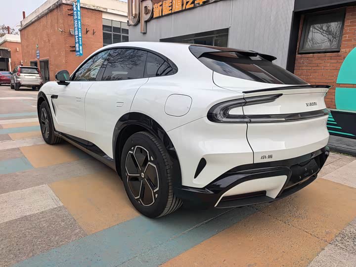 Фото 7 - Xiaomi YU7