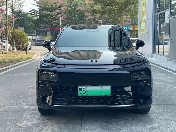 Фото 2 - XPeng G9