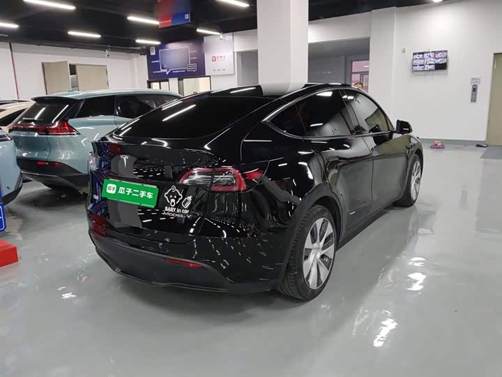 Фото 7 - Tesla Model Y