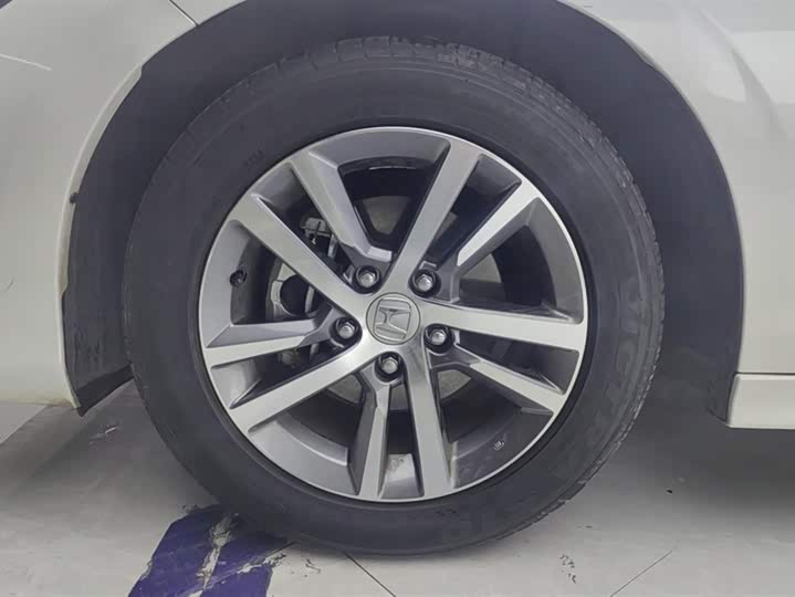 Фото 6 - Honda Civic