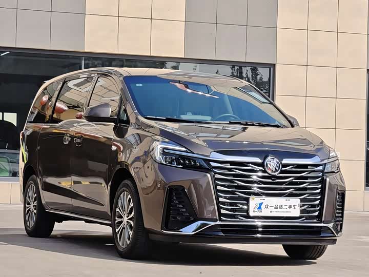 Фото 3 - Buick GL8 ES