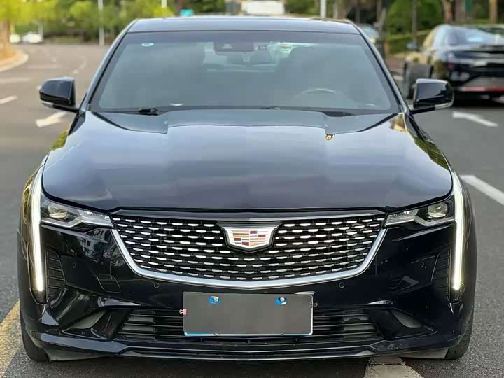 Фото 2 - Cadillac CT4