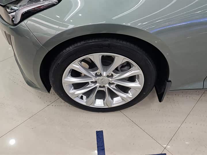 Фото 6 - Cadillac CT5