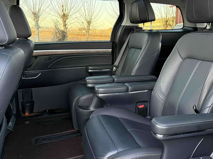 Фото 9 - GAC Trumpchi M8