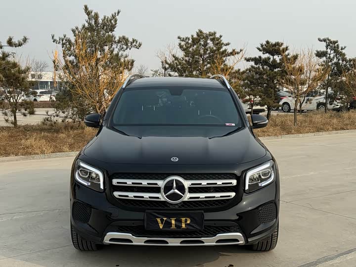 Фото 2 - Mercedes-Benz GLB-Class