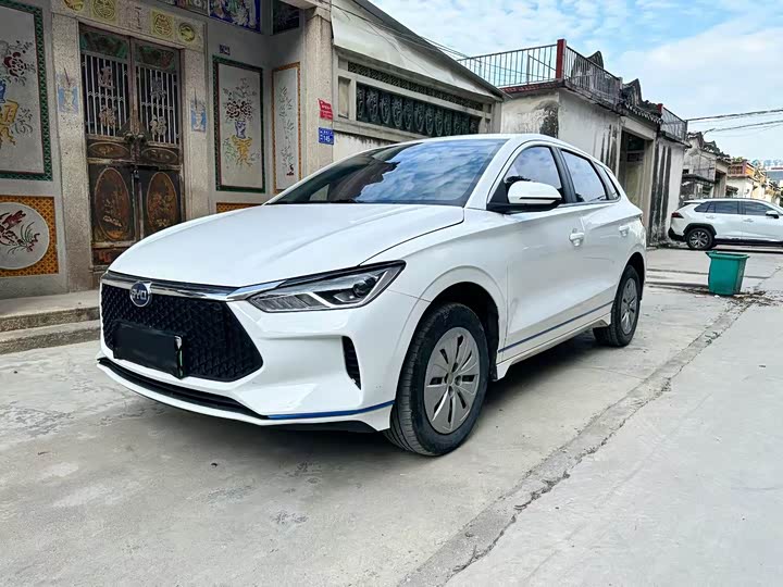 Фото 2 - BYD E2