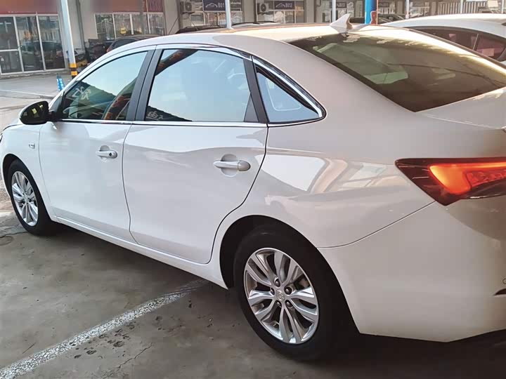 Фото 5 - Buick Excelle GT