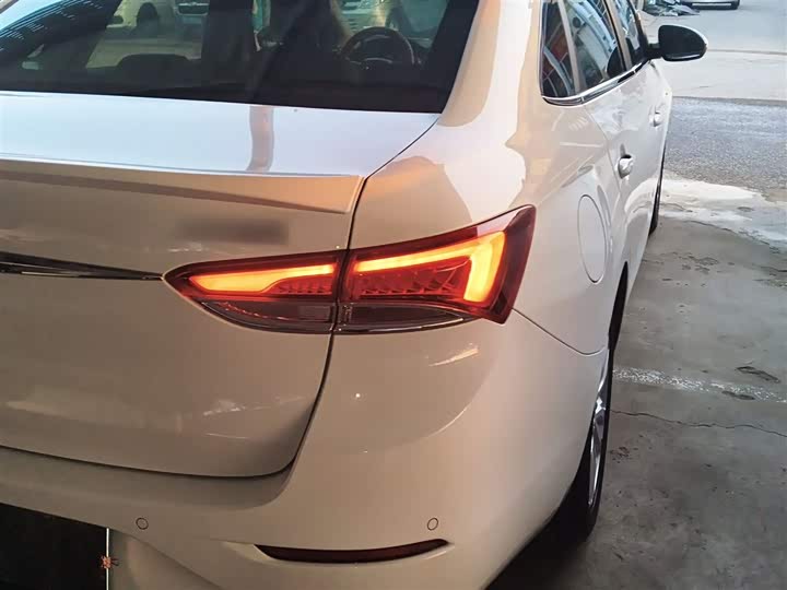 Фото 8 - Buick Excelle GT