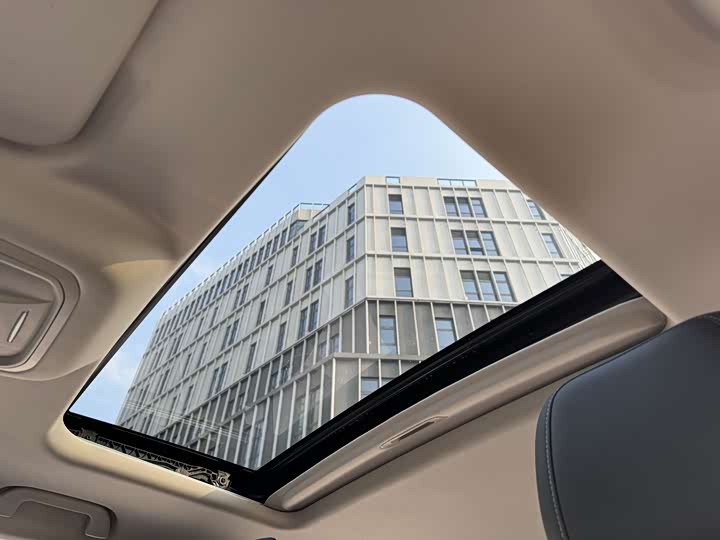 Фото 5 - Tank 300