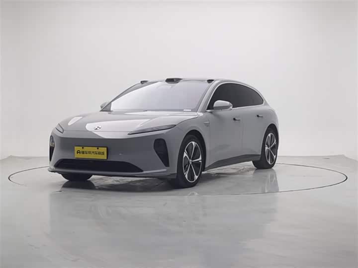 Фото 2 - Nio ET5T