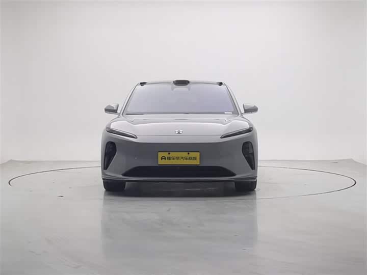 Фото 3 - Nio ET5T