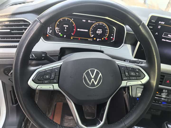 Фото 8 - Volkswagen Tayron