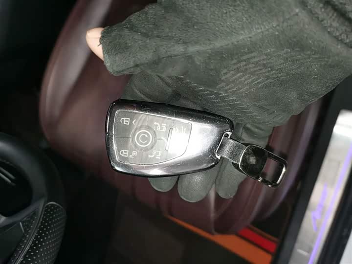 Фото 9 - Buick GL8 Century