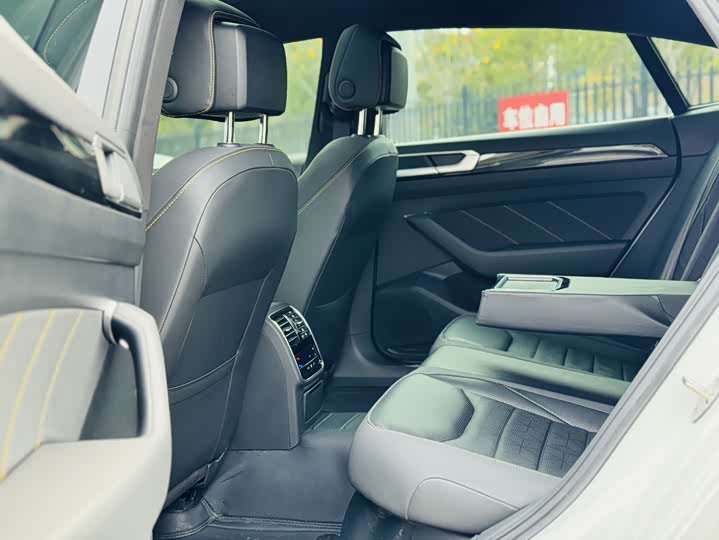 Фото 6 - Volkswagen CC