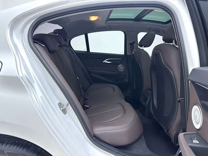 Фото 7 - BMW 1 Series