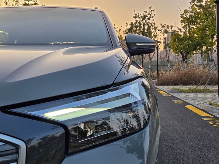 Фото 6 - Audi Q4 e-tron