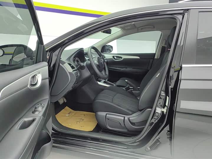 Фото 9 - Nissan Sylphy