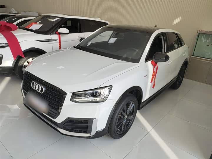 Фото 2 - Audi Q2L
