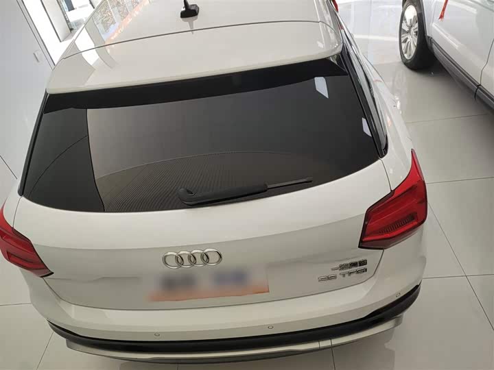 Фото 6 - Audi Q2L