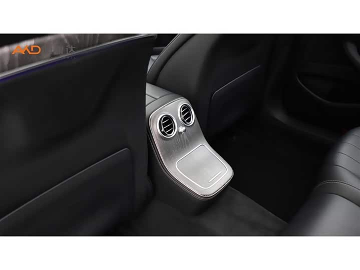 Фото 9 - Mercedes-Benz E-Class