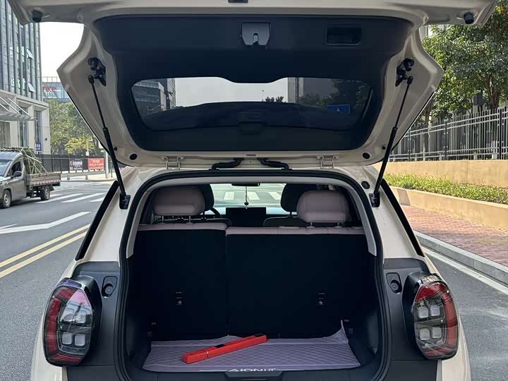 Фото 7 - GAC Aion UT