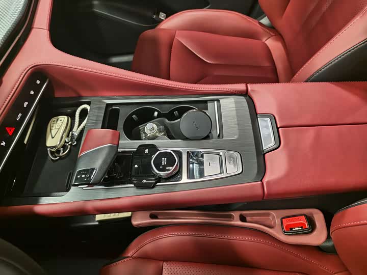 Фото 9 - Changan CS75 Plus