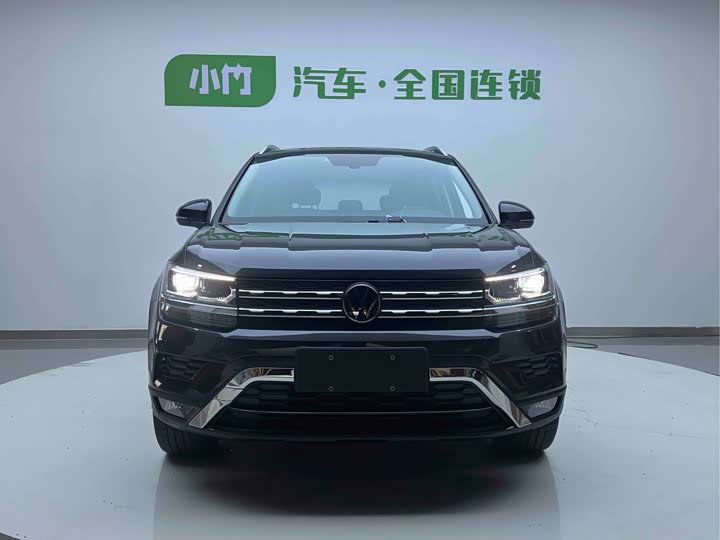 Фото 2 - Volkswagen Tharu