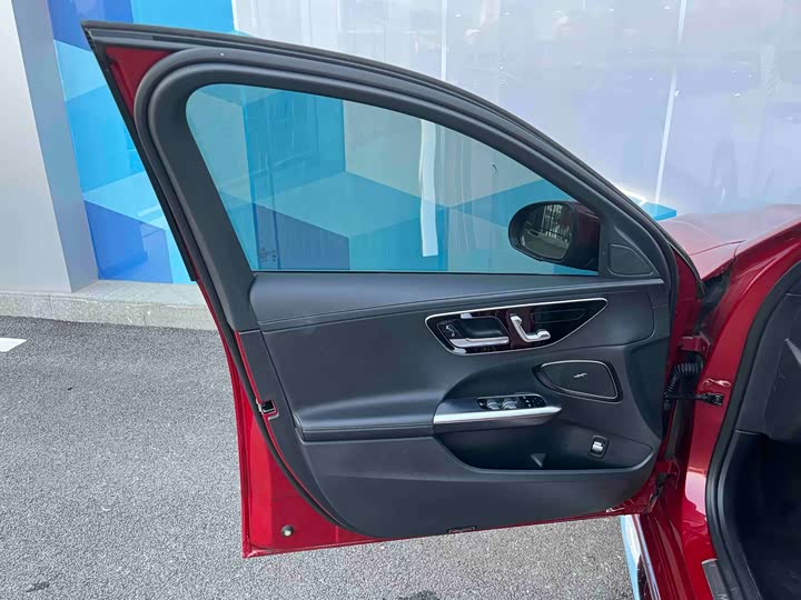 Фото 6 - Mercedes-Benz C-Class